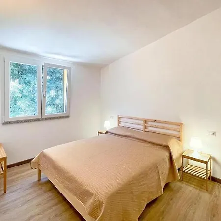 Apartman Casa Laura 6 *